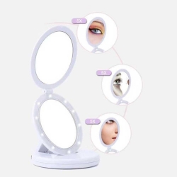 Sgvaemo-LED-ogledalo-za-ptuvane-s-uvelicitelna-lupa-Large-LED-Mirror-don_100001