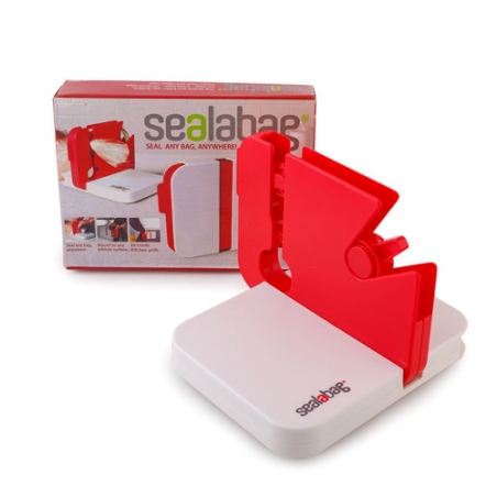 Ured-za-zapecatvane-na-torbicki-Sealabag-4276