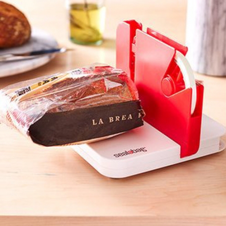 Ured-za-zapecatvane-na-torbicki-Sealabag-4276