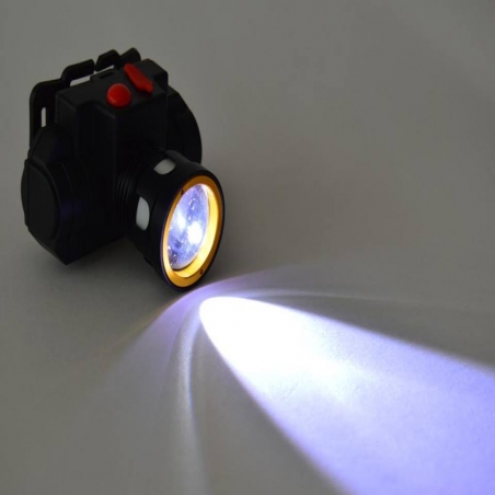 Celnik-s-prezarezdasa-se-bateria-i-fokus-LED-fener-za-glava-S47392