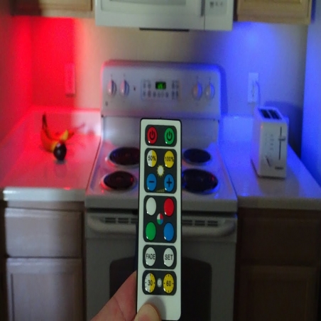 Mnogocvetni-bezzicni-lampi-s-distancionno-J-2ROUNLAMP