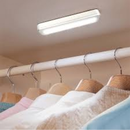 Arka-prenosima-LED-lampa-s-magniti-za-brzo-i-lesno-zakrepvane-EL30402062