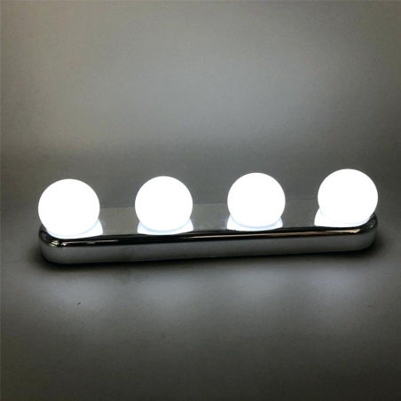 Bezzicni-lampi-za-ogledalo-LED-osvetlenie-za-grimirane-J-StudioGlow