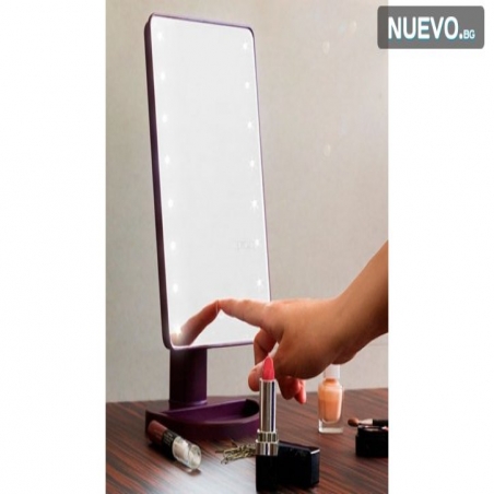 GOLAMO-OGLEDALO-ZA-GRIMIRANE-S-OSVETLENIE-2600