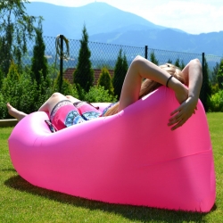 Samonaduvaem-divan-kanape-za-plaza-dvora-ili-u-doma-dava-komfort-i-relaks-1872