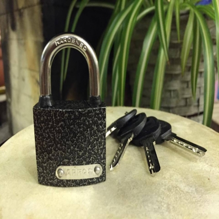 Kompakten-katinar-APF-364-s-4-kluca-3250