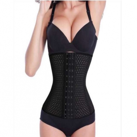 Stegnat-korset-v-razlicni-razmeri-eleganten-i-za-sport-3210