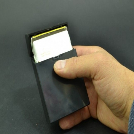 Plastmasov-kalf-za-kutia-za-cigari-s-avtomaticno-pruzinno-otvarane-089-2264