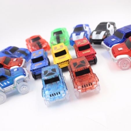 TOP-PODARK-MAGICAL-TRACKS-MINI-sstezatelna-kolicka-i-pista-56-casti-85-sm-5379