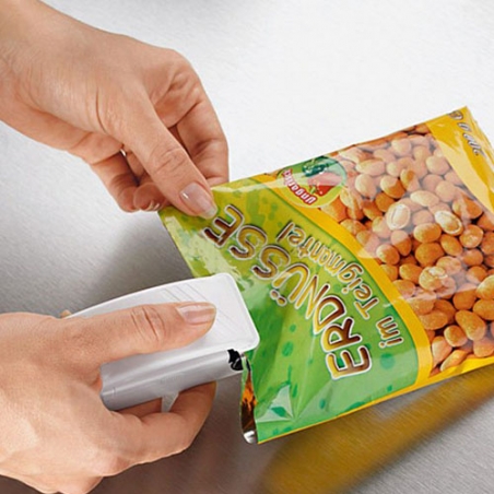 Ured-za-zapecatvane-na-torbicki-Bag-sealer-3317