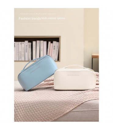 Луксозен козметичен несесер за пътуване от еко кожа