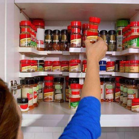 Kuhnenski-organajzer-Spicy-Shelf-2760