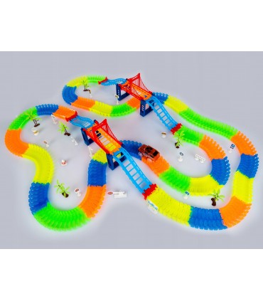 360 части светеща писта с мостове, пътни знаци и 2бр колички