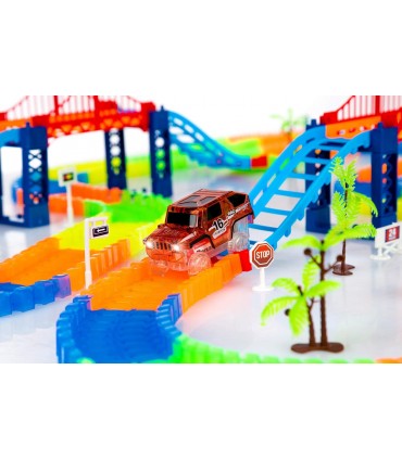 360 части светеща писта с мостове, пътни знаци и 2бр колички