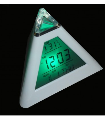 Светещ в 7 цвята led часовник пирамида