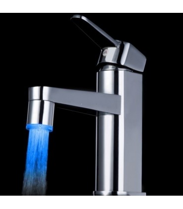 Светещ накрайник за кухненски смесител в 3 цвята - модел 2