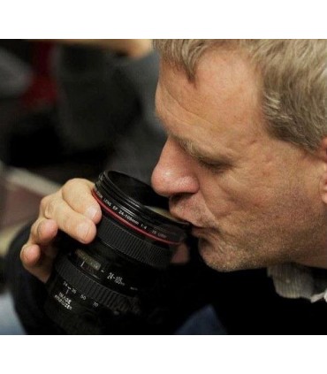 Чаша във формата на обектив - термос