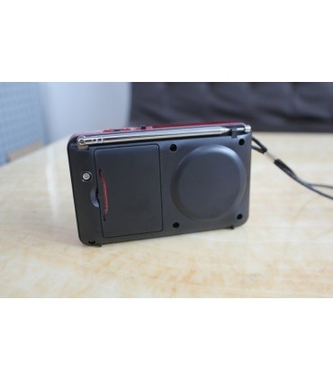 Преносимо радио с USB и зареждаща батерия BL-5C