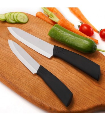 Комплект от 4 керамични ножа и керамична белачка