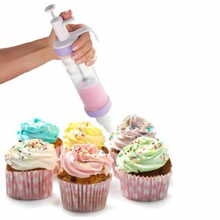 Spric-za-dekoracia-na-deserti-Dessert-Decorator-Plus-Wilton-1527