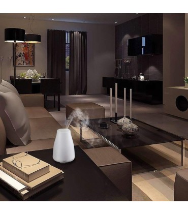 Дифузер с етерични масла за ароматерапия