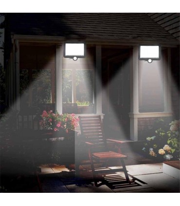 Външна лампа със соларен панел с 56 LED диода и сензор за движение