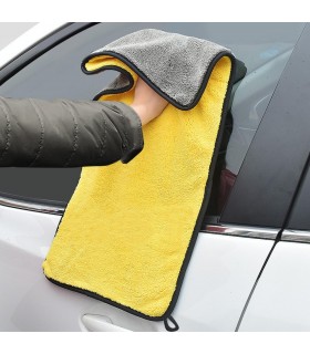 Дебела микрофибърна кърпа 30х60 см. за кола