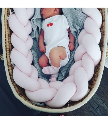 ОЛЕКОТЕН КОМПЛЕКТ ЗА БЕБЕШКО ЛЕГЛО, ПЛЕТЕН ОБИКОЛНИК