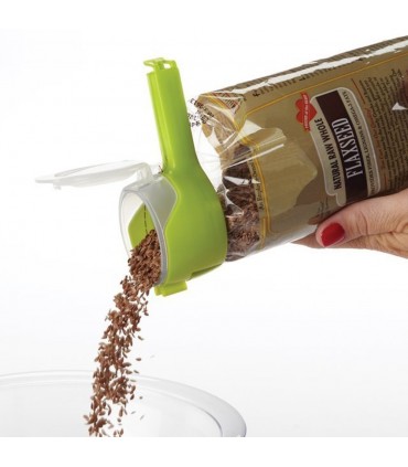 ПЛАСТМАСОВА ЩИПКА ЗА ПЛИКОВЕ С КАПАЧКА ЗА ОТСИПВАНЕ