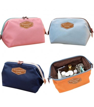 Козметичен несесер за тоалетни принадлежности