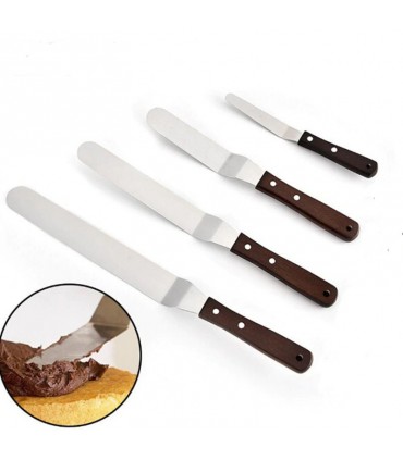 Сладкарски инструменти за декорация и заглаждане на торта