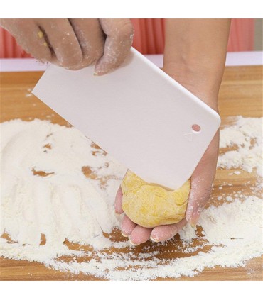 Шпатула за рязане на тесто