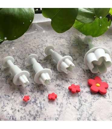 4 броя форми Цветчета с бутало, резец за украса и декор с фондан