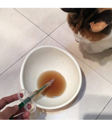 Спринцовка за хранене и лекарства за домашни любимци