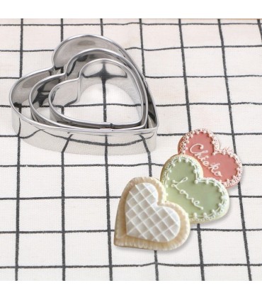 Комплект от 12 бр. метални форми за сладки и бисквити