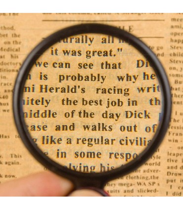 Джобна ръчна лупа с увеличение 8Х в кожено калъфче