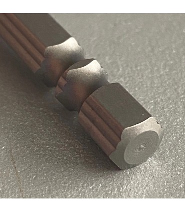 магнетизиран адаптер за битове, с ограничител