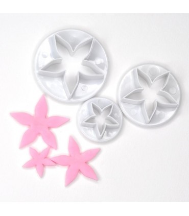 Сладкарски комплект 10 броя шаблони с бутало за фигури от фондан