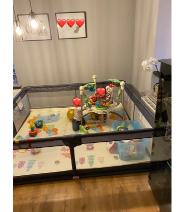 Голяма кошара за игра за бебе с размери 1.8 x 2 метра