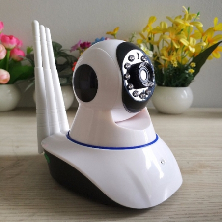 Bezzicna-vrtasa-se-Ip-Kamera-s-tri-anteni-Smart-Camera-2819