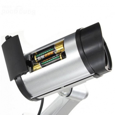 Falsiva-ohranitelna-kamera-LED-svetlina-cervena-1133