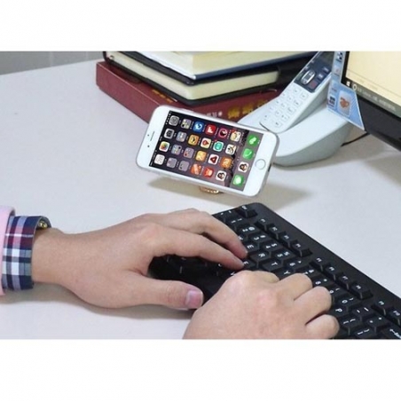 Magnitna-postavka-za-telefon-v-kola-s-logo-na-BMW-Mercedes-Volkswagen-2362